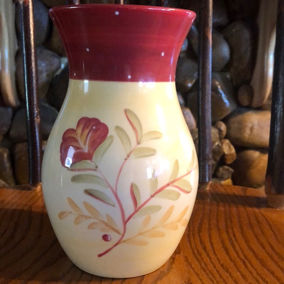 Demdaco Accents Cottage Hill Vase Poshmark